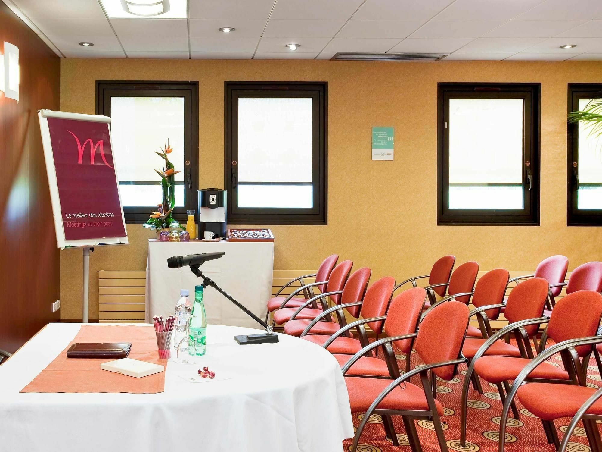 Mercure Pau Palais Des Sports Zewnętrze zdjęcie